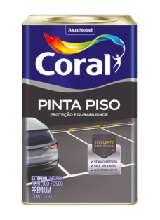 Para que serve a tinta para piso? O piso é muito importante dentro da decoração do ambiente, seja uma casa ou escritório. Pode servir para proporcionar uma sensação de maior amplitude ou até mesmo proporcionar mais aconchego e conforto térmico. Quando esse ambiente enfrenta uma grande circulação de pessoas, depois de um certo tempo, o desgaste no piso pode ser muito evidente e revelar a necessidade de uma troca de revestimento. Mas, nem sempre, o desgaste é o motivo que inspira a troca do piso, pode ser sim apenas uma necessidade de uma mudança no ambiente. É nessa hora que a tinta para piso é um produto recomendado para quem quer fazer uma reforma no ambiente, mas quer evitar a troca do piso. Serve tanto para mudar o visual dos espaços, como cozinha, banheiro, área externa, quanto para proteger a segurança, no caso de demarcações em pistas e estacionamentos. Como escolher a melhor tinta para piso? Para escolher a melhor tinta para piso, é importante entender algumas propriedades da tinta. As principais são: Solúvel em água ou solvente químico; Apropriada para ambientes internos ou externos; É lavável ou não é lavável. Dito isso, vale ressaltar que existem dois tipos de tintas mais usados e recomendados para piso: Tinta acrílica: indicada para superfícies cimentadas, pisos cerâmicos porosos e alvenaria; Tinta à base de resinas especiais, como epóxis e PU: a tinta epóxi para piso é indicada para azulejos, pastilhas e paredes, madeiras e estruturas metálicas. Veja outros pontos que geram muitas dúvidas entre as pessoas: Qual a melhor tinta para pintar o piso de cimento? Sem dúvidas, a melhor é a tinta acrílica, por ser bastante usada em ambientes externos. Qual a melhor tinta para piso de cerâmica? A tinta epóxi é a que adere melhor ao piso e sofre pouca deterioração ao longo dos anos. A tinta epóxi para piso cerâmico é muito indicada para pisos molhados ou úmidos. Quanto tempo dura a aplicação da tinta sobre o piso? A durabilidade das tintas para piso vai depender de como ela foi aplicada ou de como o chão será usado durante esse período. Com isso, a aplicação pode durar de dois a cinco anos sem desbotar ou craquelar, se for feita corretamente. Quer saber mais? Porcelanato Vantagens e desvantagens da tinta para piso A verdade é que existem muito mais vantagens do que desvantagens por escolher usar tinta para piso. Quer saber quais são elas? Vantagens Alternativa mais barata para renovar o seu local; Boa durabilidade; Pode ser aplicada em diversos tipos de pisos; Fácil aplicação; É utilizada para demarcar; Aumenta a segurança em ambientes externos, como estacionamentos. Desvantagens Duração de no máximo cinco anos; Acabamentos mais rústicos. Tinta para piso: preço O preço de tinta para piso depende das variedades de marcas, do tipo de tinta e do tamanho da lata. É importante escolher lojas especializadas, como a loja de material de construção Beira Rio, para ter o melhor preço do mercado. Sabe o que é melhor? Hoje em dia, é possível fazer a sua compra sem sair de casa, dá para fazer tudo online e com os melhores especialistas. 